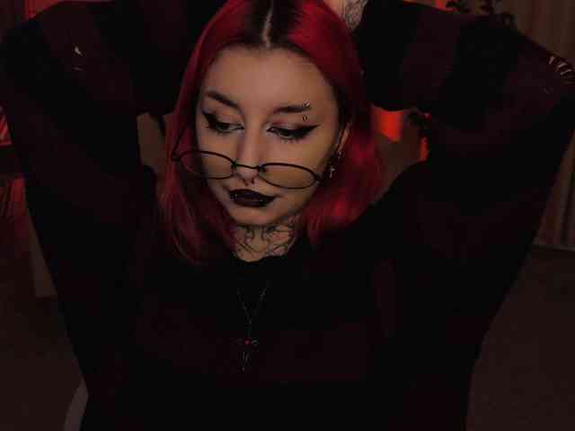 MistressMarcelline webcam