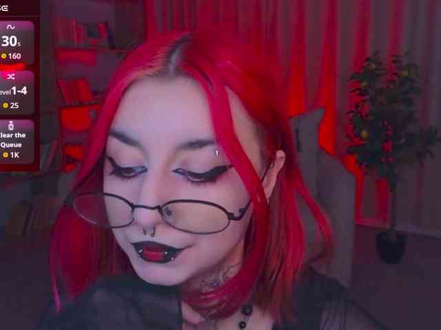 MistressMarcelline webcam