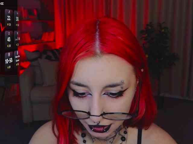 MistressMarcelline webcam
