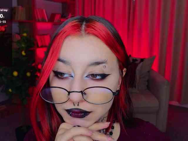 MistressMarcelline webcam