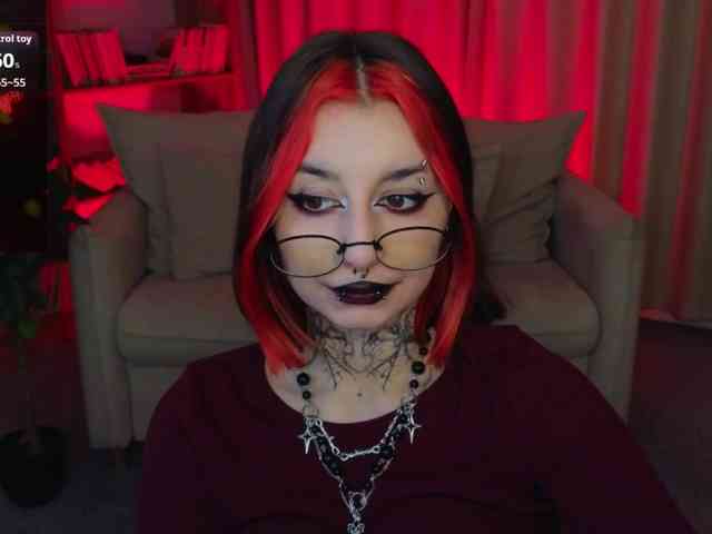 MistressMarcelline webcam