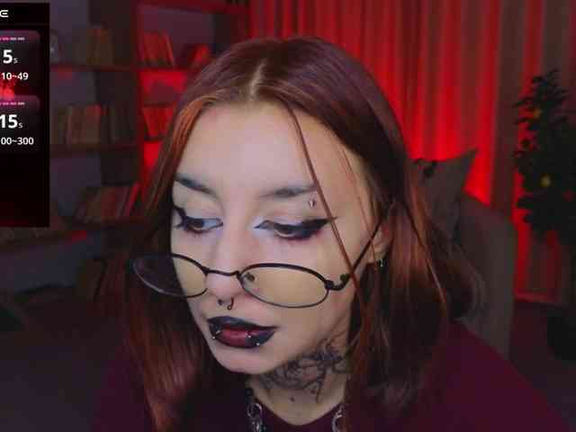 MistressMarcelline webcam