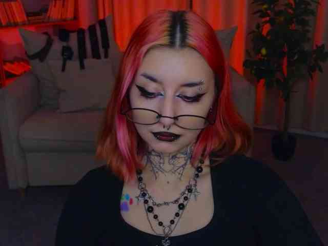 MistressMarcelline webcam