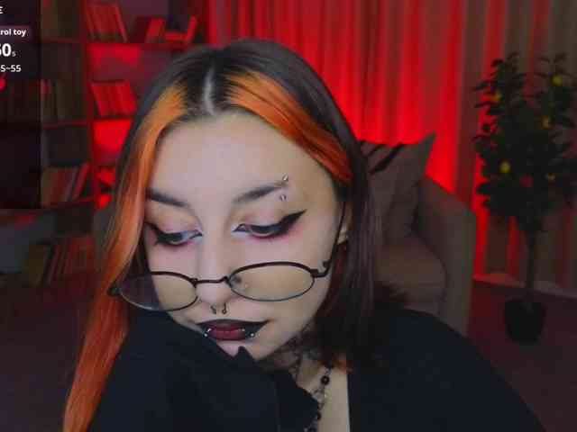 MistressMarcelline webcam