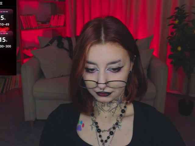 MistressMarcelline webcam