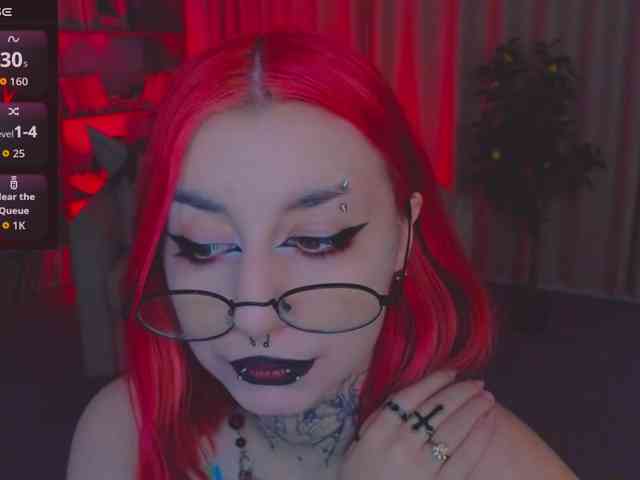 MistressMarcelline webcam