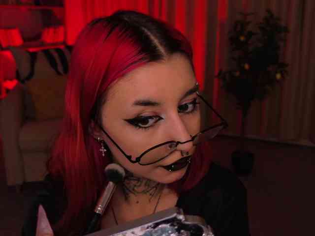 MistressMarcelline webcam
