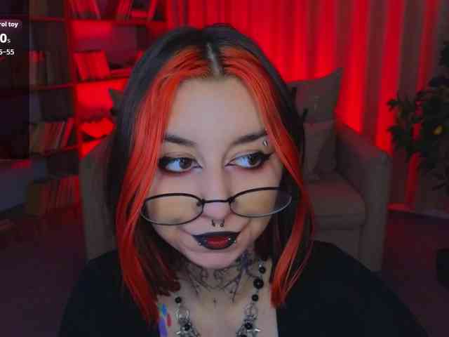 MistressMarcelline webcam