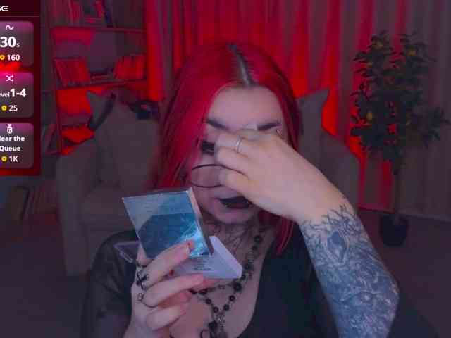 MistressMarcelline webcam
