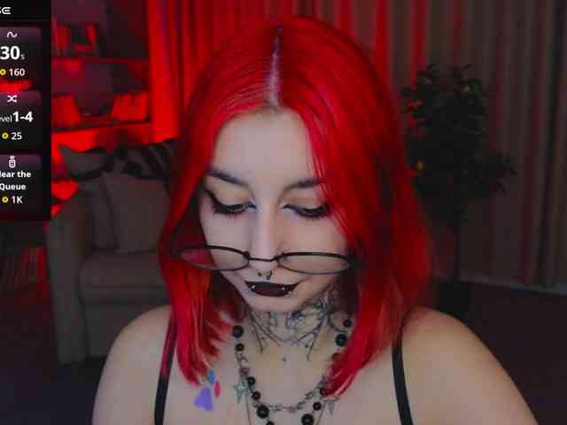 MistressMarcelline webcam