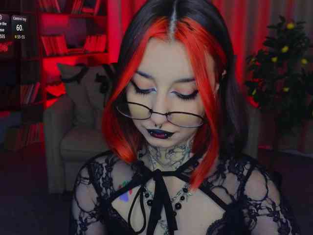 MistressMarcelline webcam