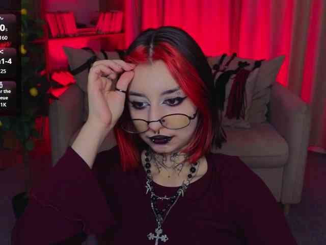 MistressMarcelline webcam