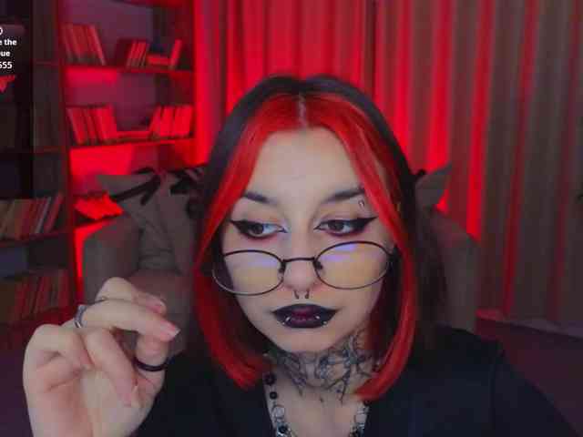 MistressMarcelline webcam