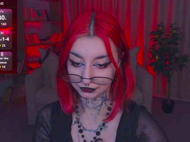 MistressMarcelline webcam