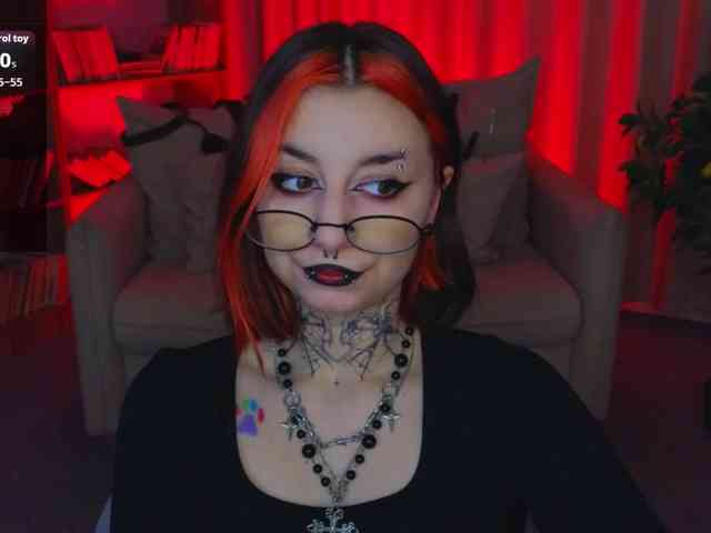 MistressMarcelline webcam