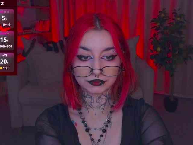 MistressMarcelline webcam