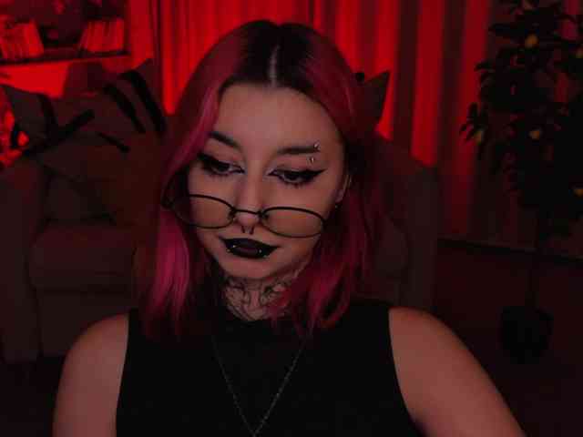 MistressMarcelline webcam