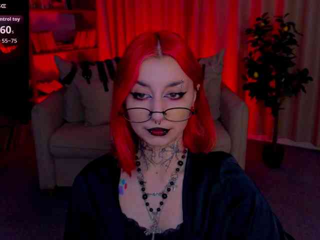 MistressMarcelline webcam