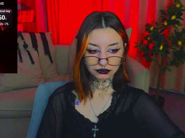 MistressMarcelline webcam
