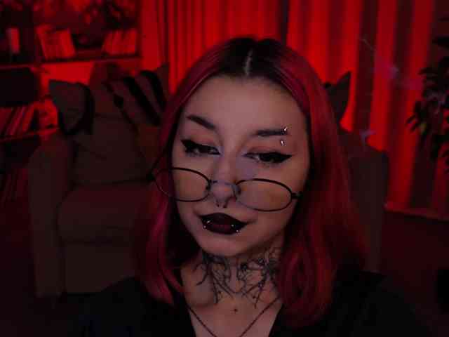 MistressMarcelline webcam