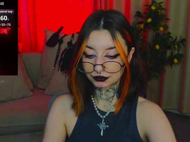 MistressMarcelline webcam