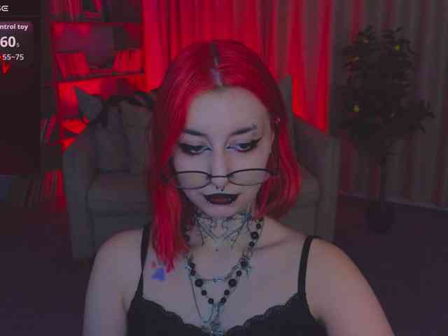 MistressMarcelline webcam