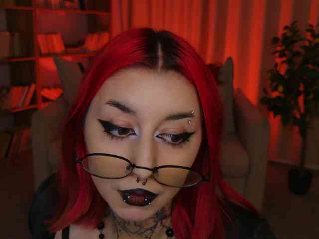chatroom porn MistressMarcelline