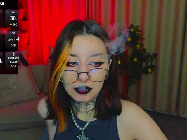 MistressMarcelline webcam