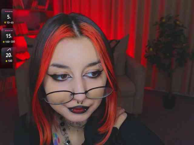 MistressMarcelline webcam