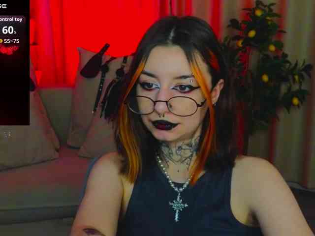 MistressMarcelline webcam