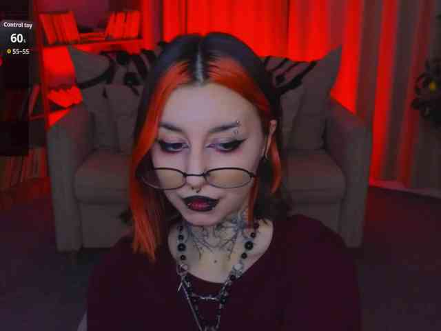 MistressMarcelline webcam