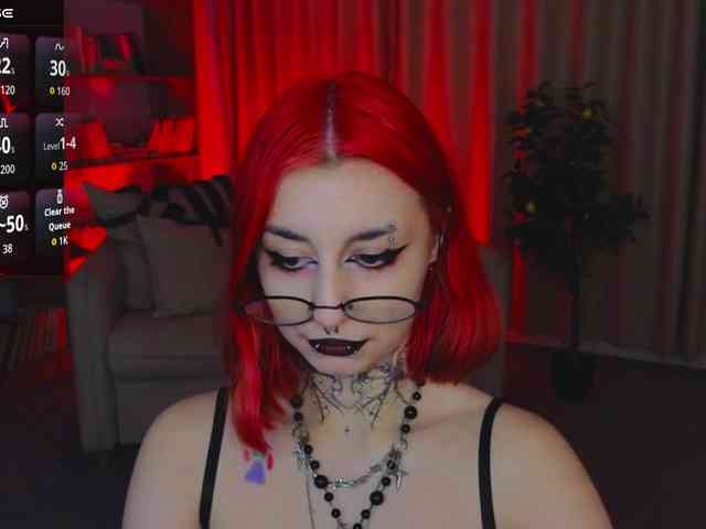 MistressMarcelline webcam