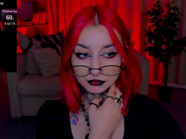 MistressMarcelline webcam