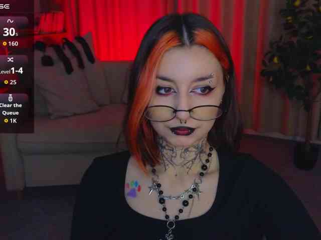 MistressMarcelline webcam