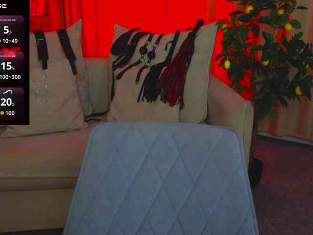 MistressMarcelline webcam