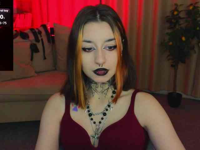 MistressMarcelline webcam