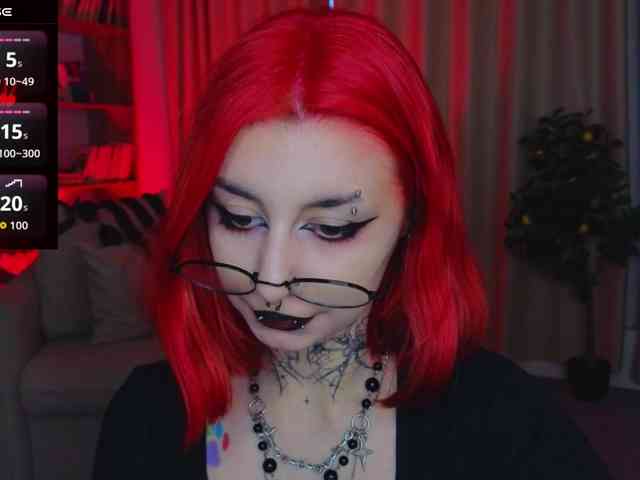 MistressMarcelline webcam
