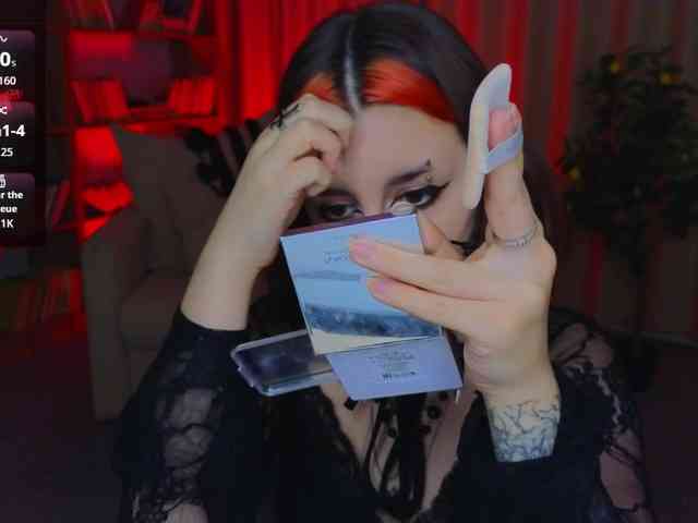 MistressMarcelline webcam
