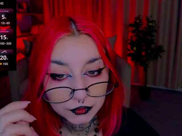 MistressMarcelline webcam