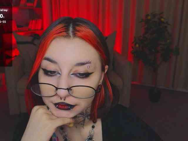 MistressMarcelline webcam