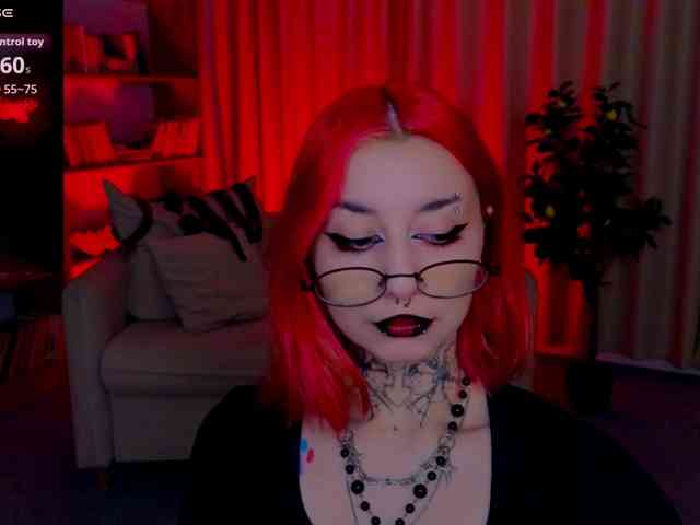 MistressMarcelline webcam