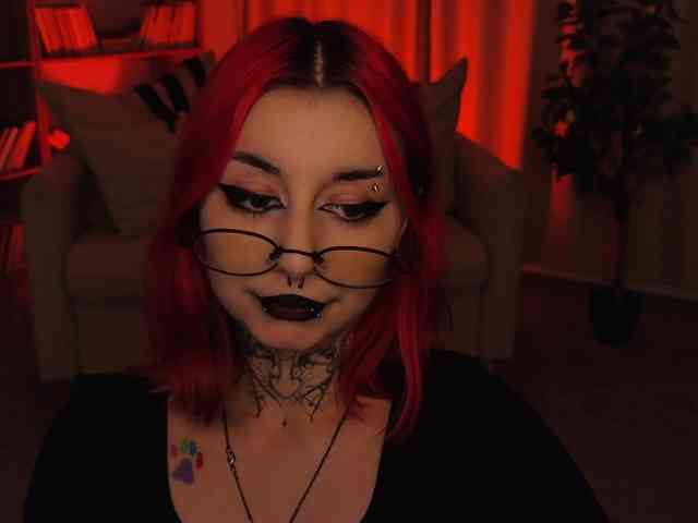 MistressMarcelline webcam