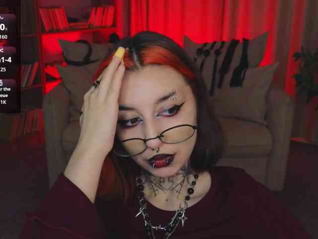 MistressMarcelline webcam