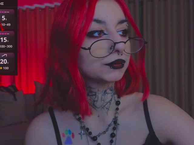 MistressMarcelline webcam