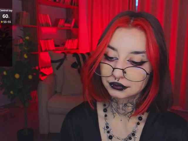 MistressMarcelline webcam