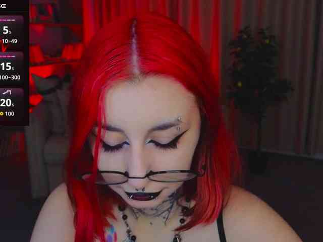 MistressMarcelline webcam