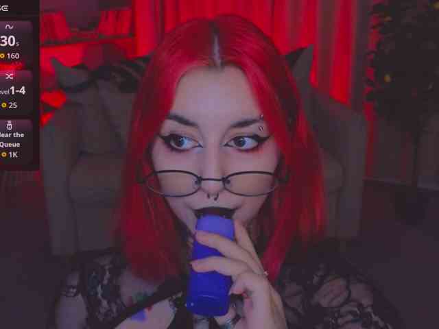 MistressMarcelline webcam