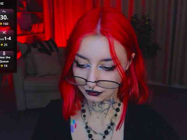 MistressMarcelline webcam