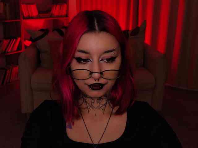 Model: MistressMarcelline