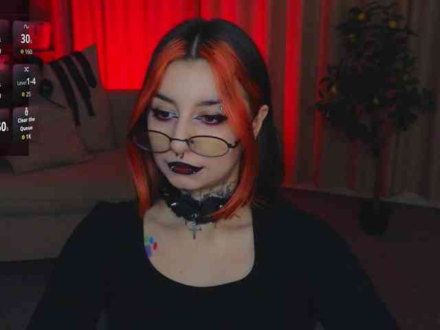 MistressMarcelline webcam
